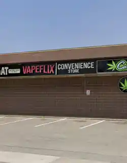 VAPEFLIX Dunn Street storefront in Niagara Falls
